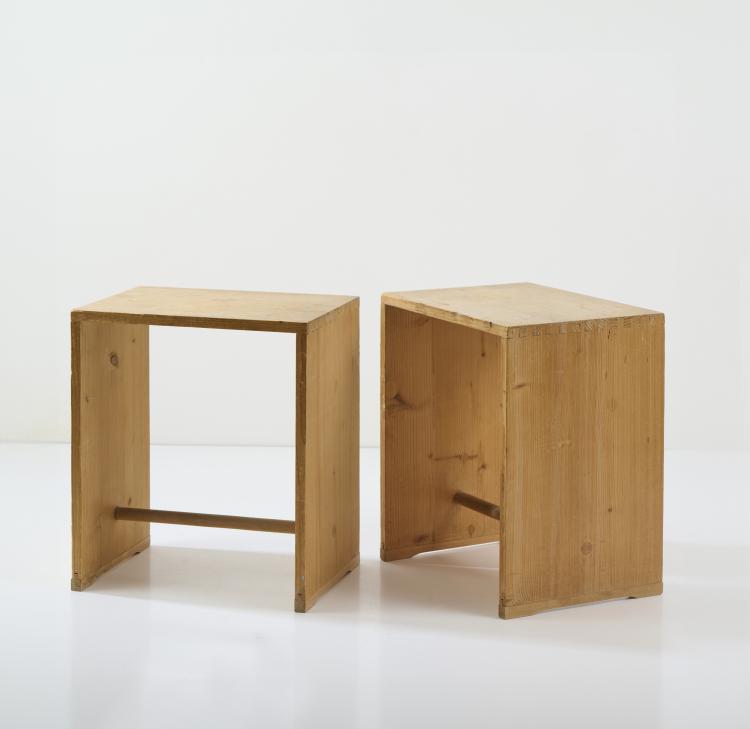 Bild 1 zu Objekt, Zwei 'Ulmer Hocker', 1953 (Entwurf), Max Bill,Hans Gugelot,Paul Hildinger, Hochschule f&uuml;r Gestaltung, Ulm (HFG); Hildinger, Paul, 175B 212