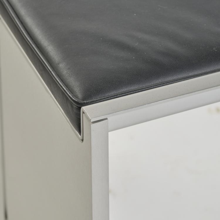 Bild 2 zu Objekt, 'BQ01' museum bench, 1972, Wim Quist, t'Spectrum, 176B 163