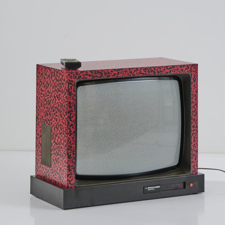 Bild 1 zu Objekt, 'Memphis 1 TVC 26' TV-set, 1980 (design), Ettore Sottsass, Brionvega, Mailand / Milan, 176B 306