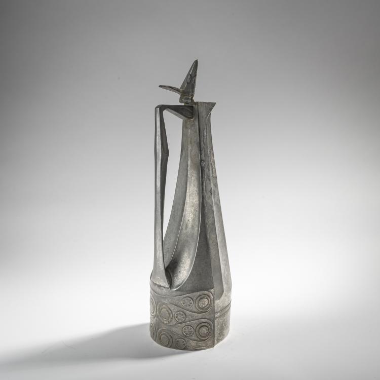 Bild 1 zu Objekt, Wine jug, model for the Olbrich House at the Darmstadt Colony exhibition, 1901, Joseph Maria Olbrich, Hueck, Eduard, L&uuml;denscheid, 176C 705