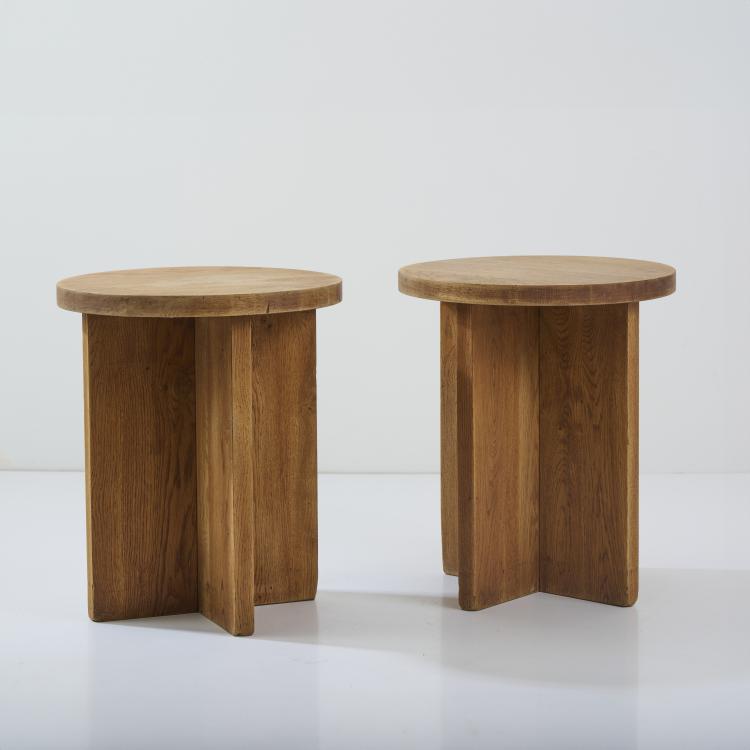 Hauptbild zu Objekt, Two side tables, 1930s (design), Axel Einar Hjorth (in the style of), Schweden (zugeschrieben), 175B 122