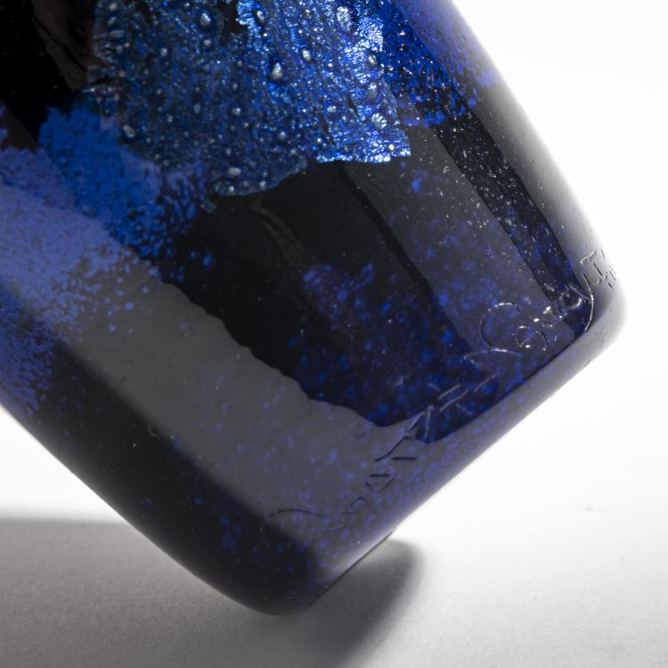 Bild 2 zu Objekt, Small 'Jades' vase, 1930s, Daum Fr&egrave;res, Nancy, 176C 394