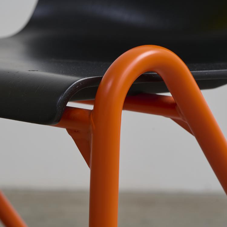 Bild 1 zu Objekt, 'Hommage &agrave; Marcel Breuer' prototype table with prototype chair, 2018, J&ouml;rg Schellmann, Thonet, Frankenberg, 176A 38