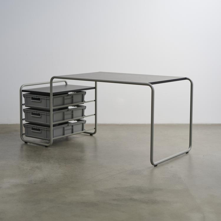 Bild 8 zu Objekt, 'Hommage &agrave; Marcel Breuer' prototype table with prototype chair, 2018, J&ouml;rg Schellmann, Thonet, Frankenberg, 176A 38