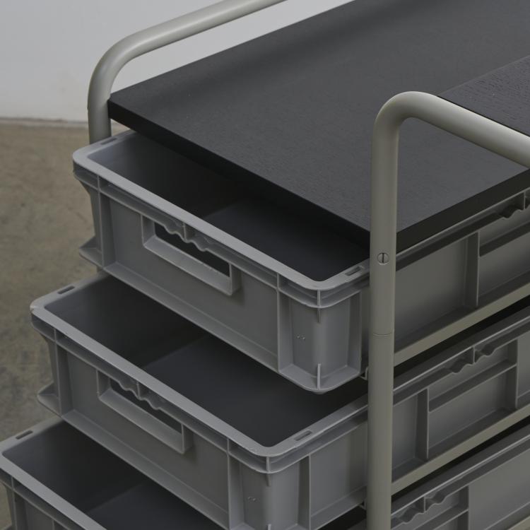 Bild 9 zu Objekt, 'Hommage &agrave; Marcel Breuer' prototype table with prototype chair, 2018, J&ouml;rg Schellmann, Thonet, Frankenberg, 176A 38