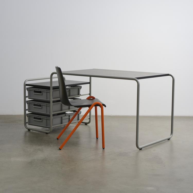 Bild 11 zu Objekt, 'Hommage &agrave; Marcel Breuer' prototype table with prototype chair, 2018, J&ouml;rg Schellmann, Thonet, Frankenberg, 176A 38