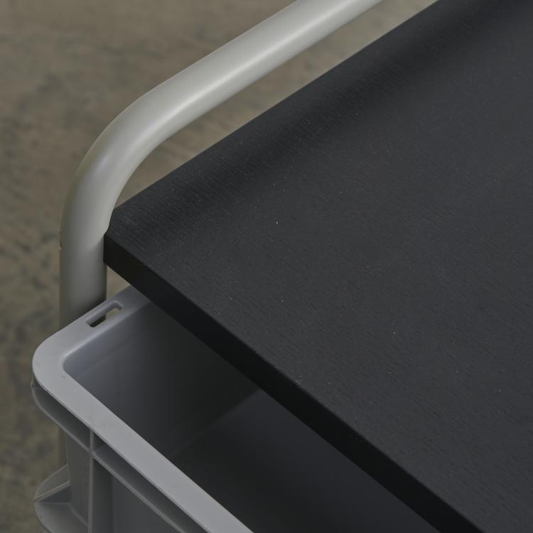 Bild 13 zu Objekt, 'Hommage &agrave; Marcel Breuer' prototype table with prototype chair, 2018, J&ouml;rg Schellmann, Thonet, Frankenberg, 176A 38