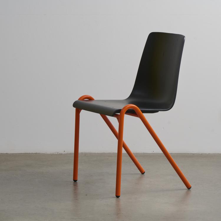 Bild 16 zu Objekt, 'Hommage &agrave; Marcel Breuer' prototype table with prototype chair, 2018, J&ouml;rg Schellmann, Thonet, Frankenberg, 176A 38