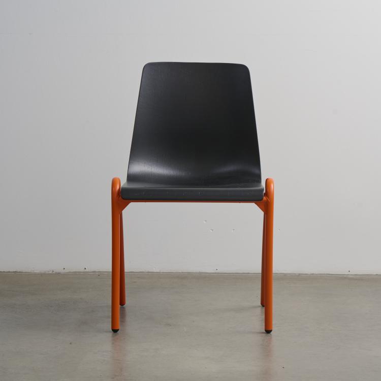 Bild 19 zu Objekt, 'Hommage &agrave; Marcel Breuer' prototype table with prototype chair, 2018, J&ouml;rg Schellmann, Thonet, Frankenberg, 176A 38