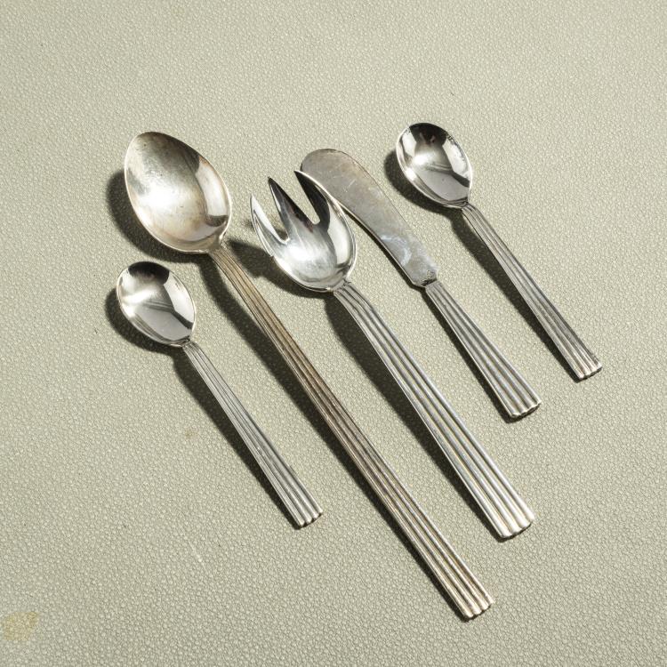 Hauptbild zu Objekt, 60-teiliges Besteck, 1950er Jahre, Spanien / Spain, 177A 92