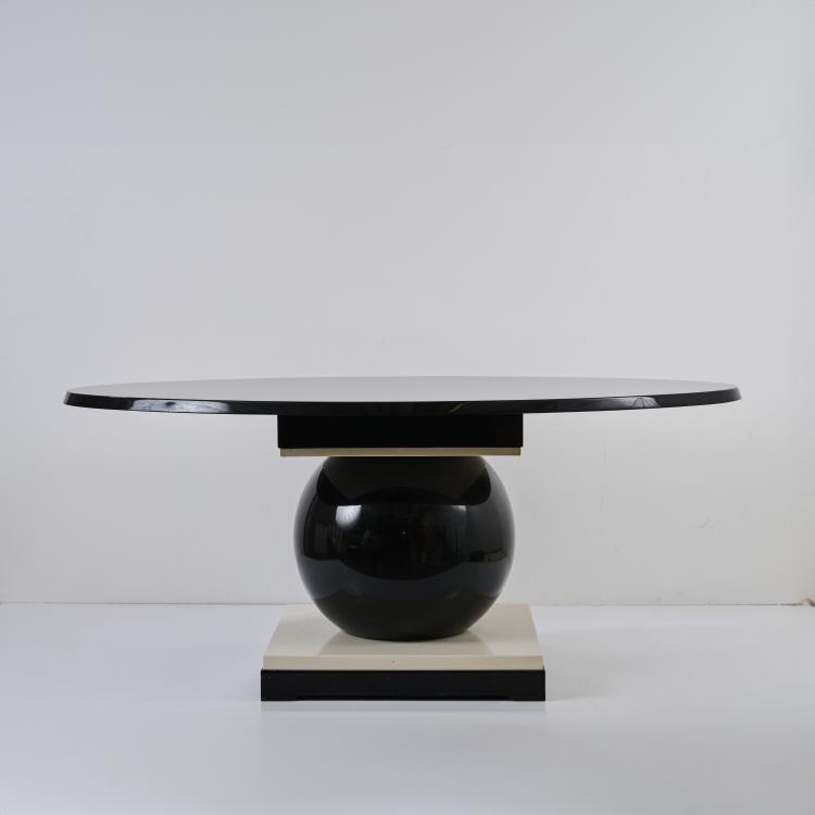 Bild 2 zu Objekt, Table, 1918 (design), Jacques-Henri Lartigue, Ecart International, Paris, 175B 99