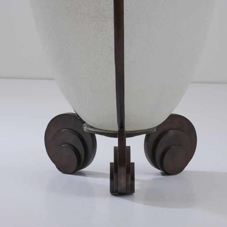 Bild 3 zu Objekt, Vase 'Large Art Deco Urn', 1980 (Entwurf), Karl Springer, Springer, New York; Seguso Vetri d'Arte, Murano;, 175B 176