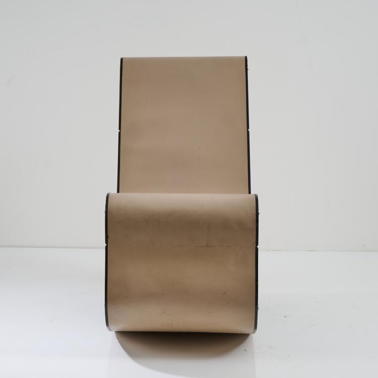 Bild 3 zu Objekt, 'Correalist Rocker' chair, 1942 (design), Friedrich Kiesler, Wittmann M&ouml;belwerkst&auml;tte, Etsdorf, 175B 126