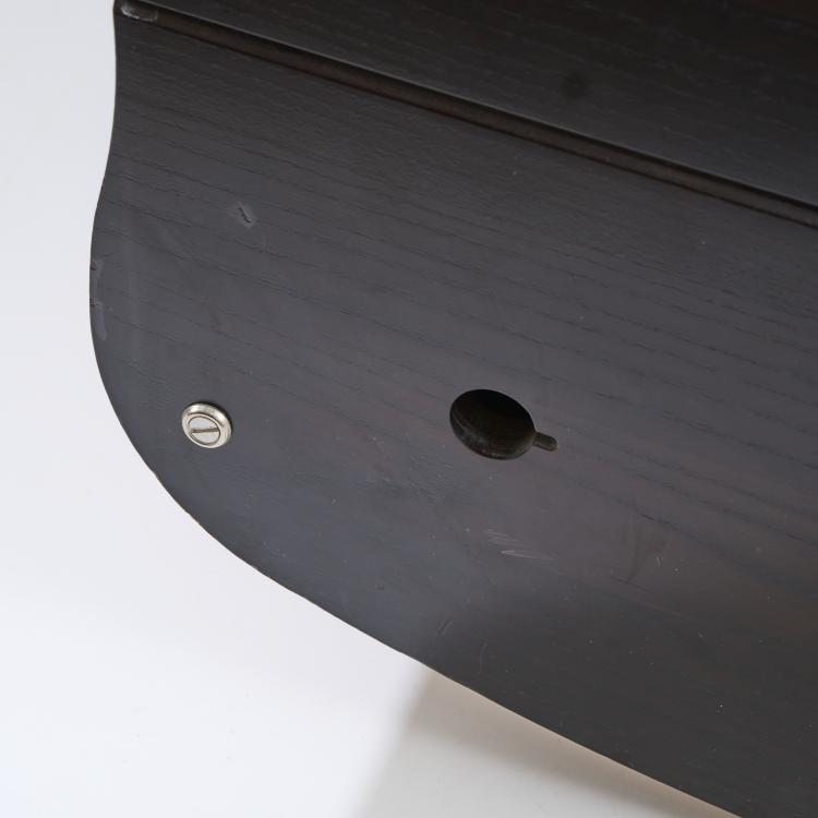 Bild 4 zu Objekt, 'Correalist Rocker' chair, 1942 (design), Friedrich Kiesler, Wittmann M&ouml;belwerkst&auml;tte, Etsdorf, 175B 126