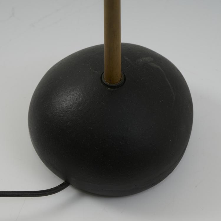 Bild 1 zu Objekt, 'X3 + BB3' floor light, c. 1951 (design), Isamu Noguchi, Ozeki, Gifu, Japan; Vertrieb/Distribution: Mobles 114, Barcelona, 175B 197