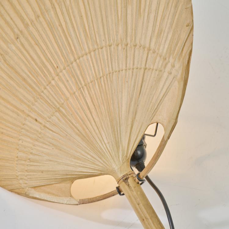 Bild 2 zu Objekt, Two 'Uchiwa IV' wall lights, 1973 (design), Ingo Maurer, Design M, Maurer, Ingo, M&uuml;nchen, 175B 262