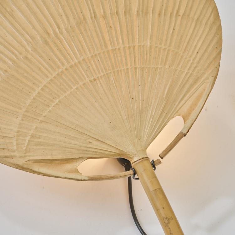 Bild 3 zu Objekt, Two 'Uchiwa IV' wall lights, 1973 (design), Ingo Maurer, Design M, Maurer, Ingo, M&uuml;nchen, 175B 262