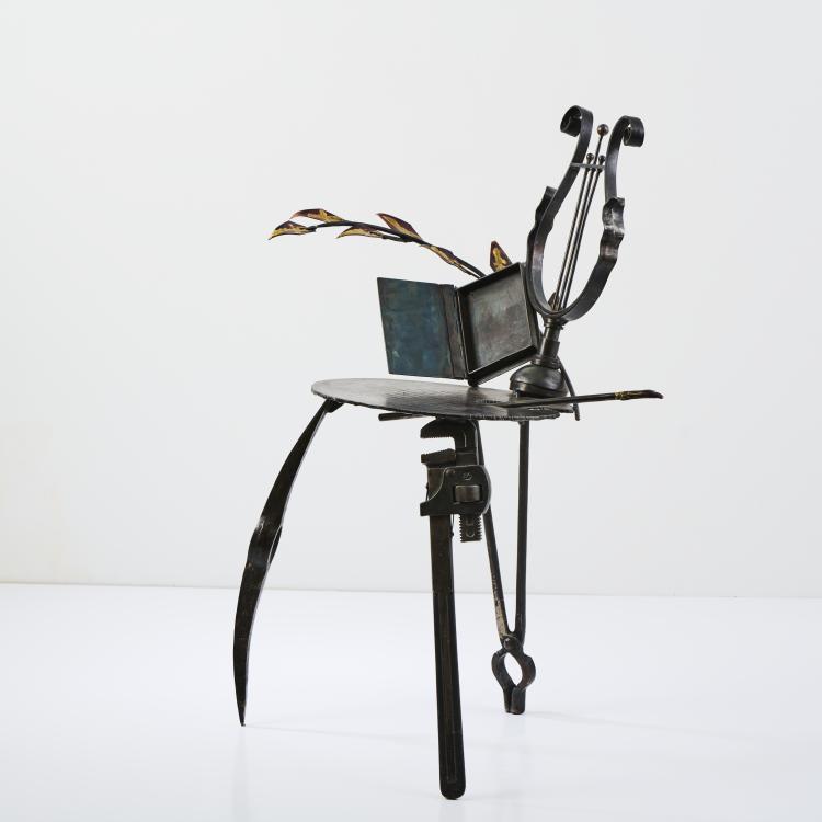 Bild 1 zu Objekt, 'Lyre' chair, 1986 (design), Mark Brazier-Jones, Brazier Jones, Mark, Buckland, Buntingford., 175B 382