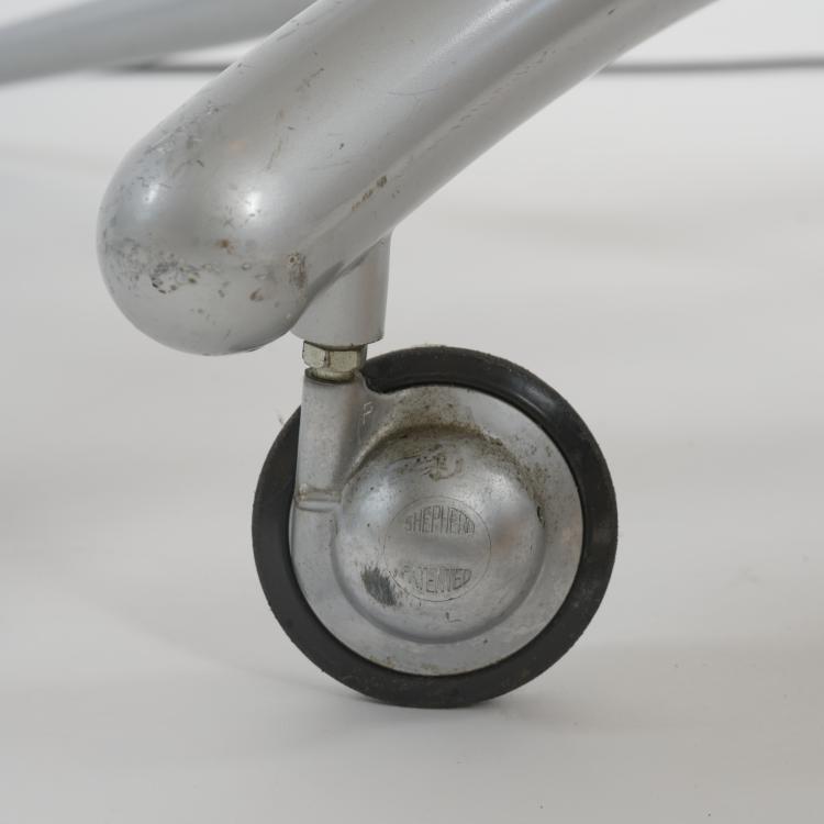 Bild 6 zu Objekt, 'Super Guppy' floor light, 1987 (design), Marc Newson, Idee, Japan, 176B 328