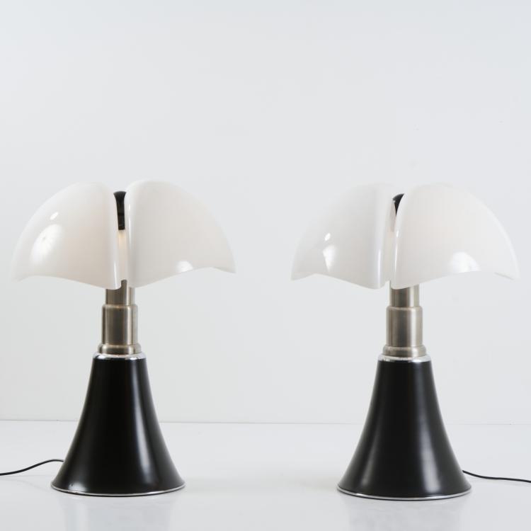 Bild 3 zu Objekt, Two 'Pipistrello' table lights, 1966 (design), Gae Aulenti, Martinelli Luce, Lucca, 176B 275