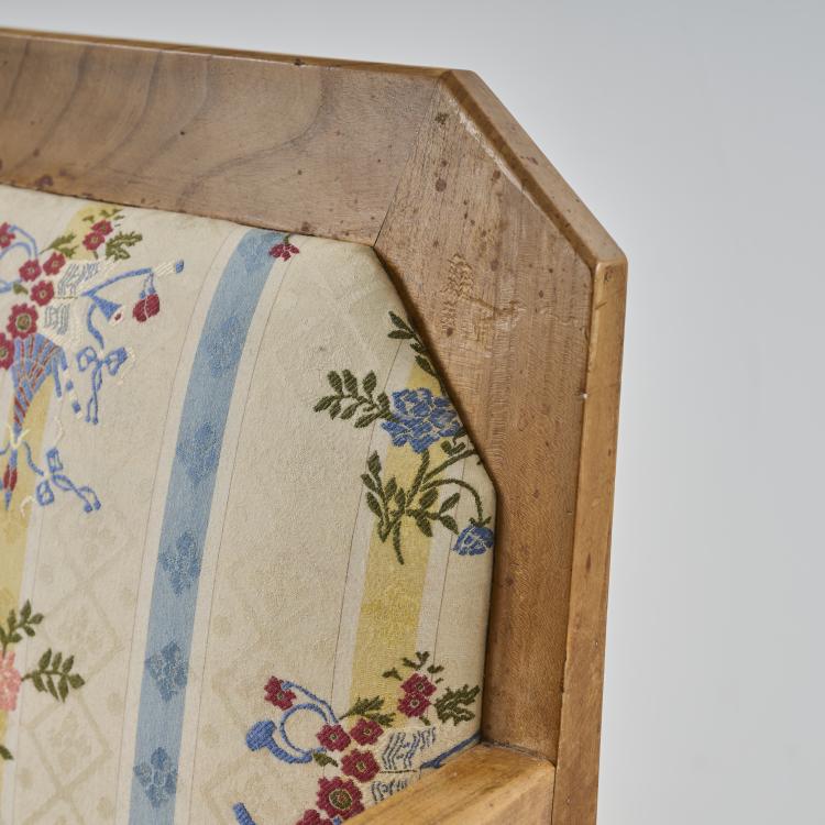 Bild 4 zu Objekt, Anthroposophischer Armlehnstuhl, 1930er Jahre, Felix Kayser (zugeschrieben), Schiller-M&ouml;bel, Stuttgart (zug./attr.), 176B 106