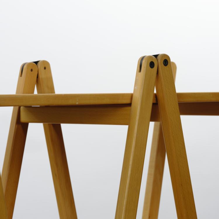 Bild 3 zu Objekt, Klappbares Regal 'Nuvola Rossa', 1977, Vico Magistretti, Cassina, Mailand / Milan, 177A 401