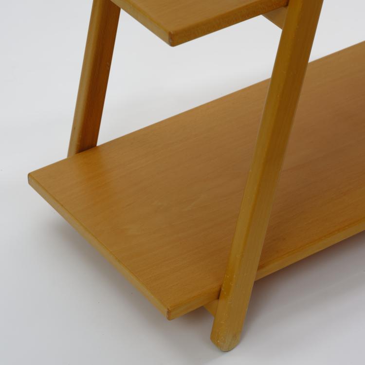 Bild 5 zu Objekt, Klappbares Regal 'Nuvola Rossa', 1977, Vico Magistretti, Cassina, Mailand / Milan, 177A 401