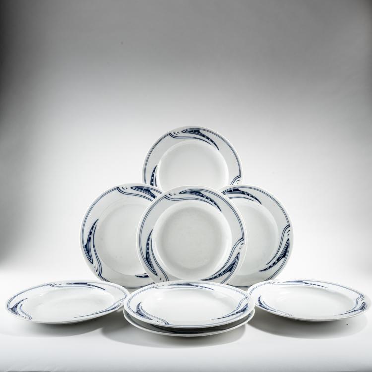 Bild 1 zu Objekt, Acht Speiseteller 'Peitschenhieb', 1903/04, Henry van de Velde, Meissen, KPM, 176C 639