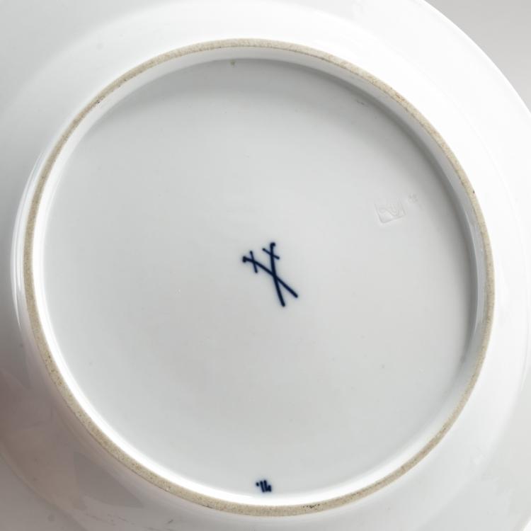 Bild 1 zu Objekt, Six dinner plates 'Whiplash', 1903/04, Henry van de Velde, Meissen, KPM, 176C 640