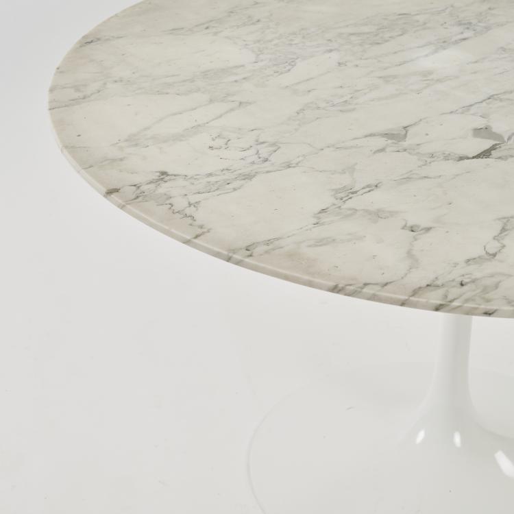 Bild 2 zu Objekt, Acht St&uuml;hle und ein Tisch 'Tulip', 1956, Eero Saarinen, Knoll International, New York, 177A 194