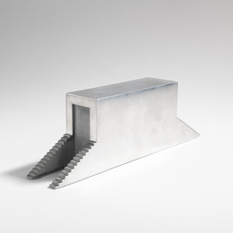 Hauptbild zu Objekt, Architekturmodell 'Le Moult', 1986/87, Philippe Starck, O.W.O,  Montfort-l'Amaury., 176B 247