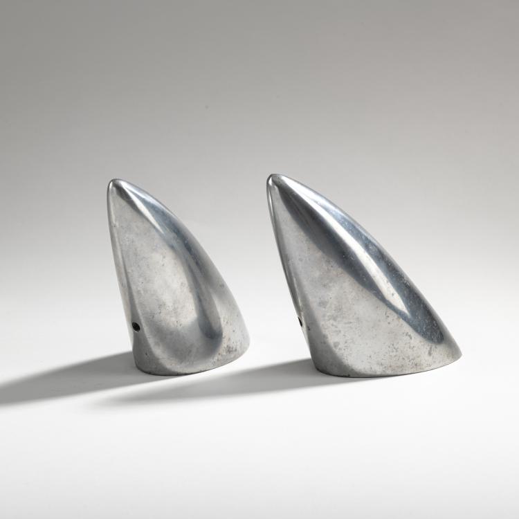 Bild 1 zu Objekt, Two 'Chab Wellington' coat hooks, 1987, Philippe Starck, O.W.O, Montfort-l'Amaury, 176B 248