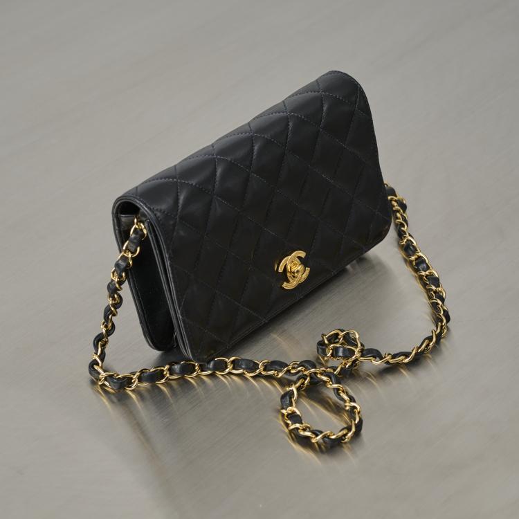 Bild 2 zu Objekt, Chanel 'Matrasse Full Flap', 2004/2005, Chanel, Paris, 176D 917