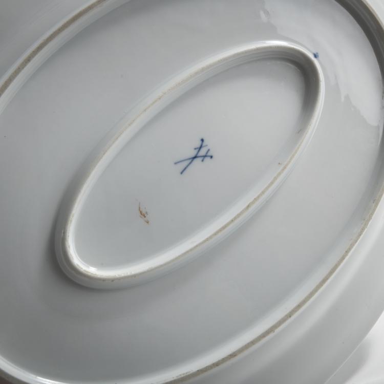 Bild 1 zu Objekt, Small serving plate 'Crocus', 1896, Konrad Hentschel, Meissen, KPM, 176C 635