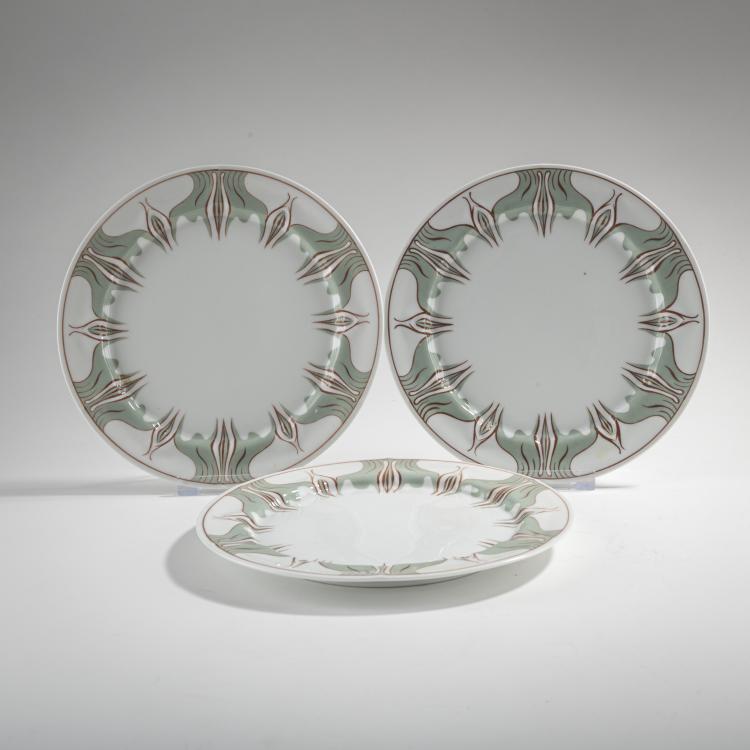 Hauptbild zu Objekt, Three breakfast plates 'Crocus', 1896, Konrad Hentschel, Meissen, KPM, 176C 637