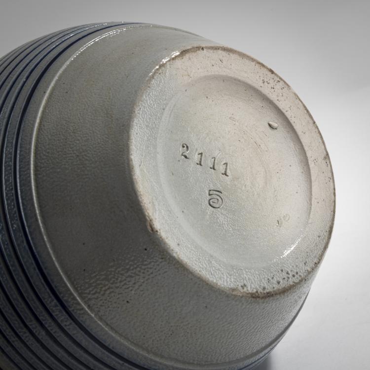 Bild 2 zu Objekt, Henkelvase, um 1903/04, Erica von Scheel, Hanke, Reinhold, H&ouml;hr, 176C 673