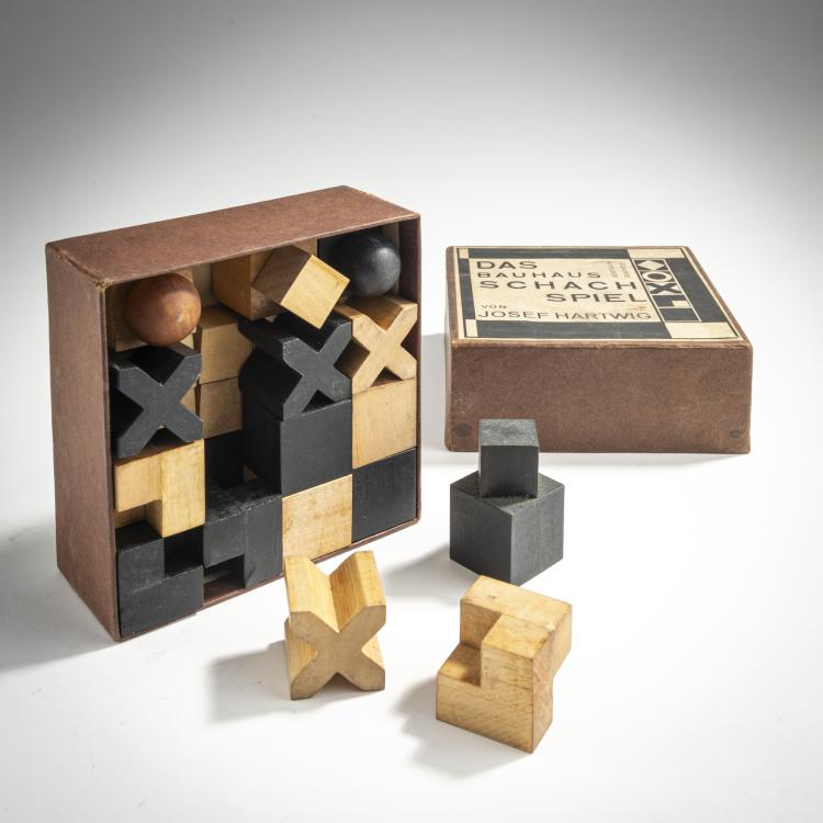 Hauptbild zu Objekt, Bauhaus - Schachspiel 'XVI', 1924, Josef Hartwig, Hartwig, Josef, 176B 59