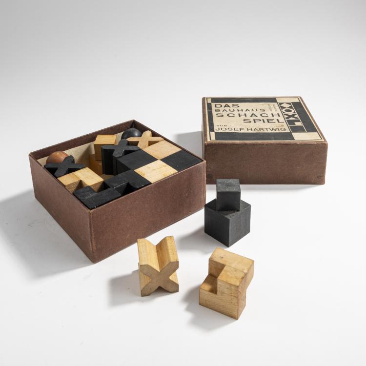 Bild 2 zu Objekt, Bauhaus - Schachspiel 'XVI', 1924, Josef Hartwig, Hartwig, Josef, 176B 59