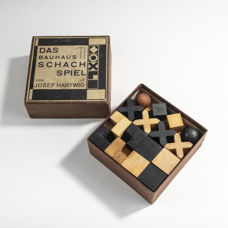Bild 3 zu Objekt, Bauhaus - Schachspiel 'XVI', 1924, Josef Hartwig, Hartwig, Josef, 176B 59