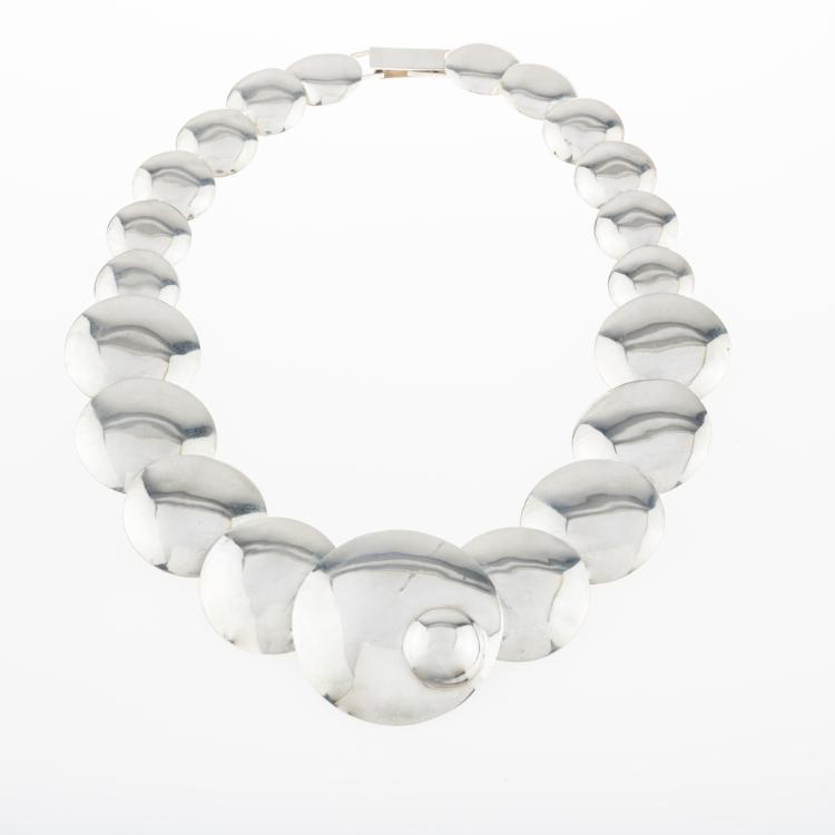 Hauptbild zu Objekt, Collier mit kreisrunden geometrischen Elementen aus hochgl&auml;nzendem Sterling-Silber, 176D 825