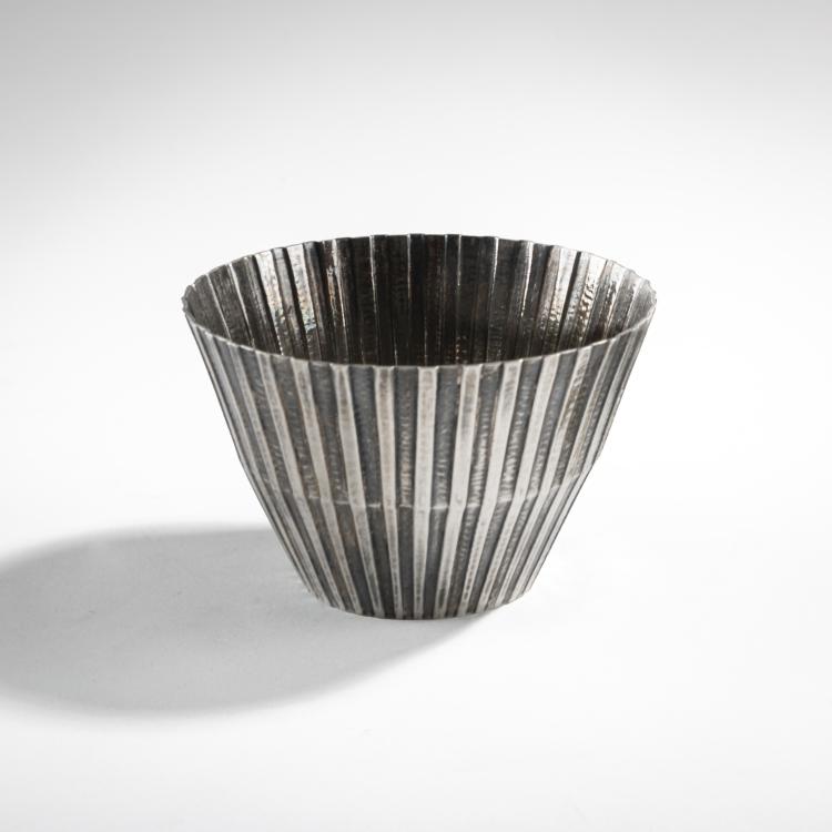 Bild 1 zu Objekt, Cup, c. 1930, Josef Hoffmann, Wiener Werkst&auml;tte, 176C 601