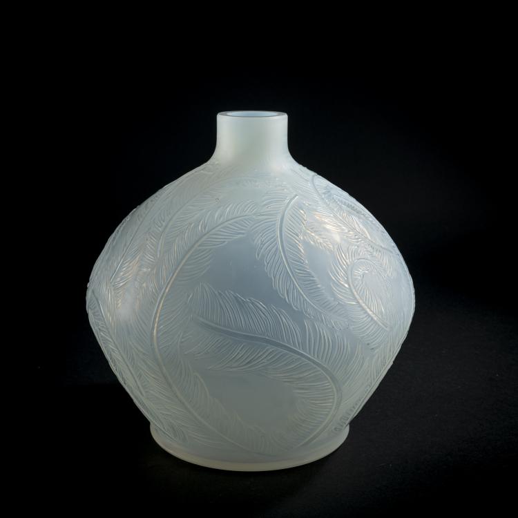 Bild 1 zu Objekt, Vase 'Plumes', 1920, Ren&eacute; Lalique, Lalique, Wingen-sur-Moder, 176C 427