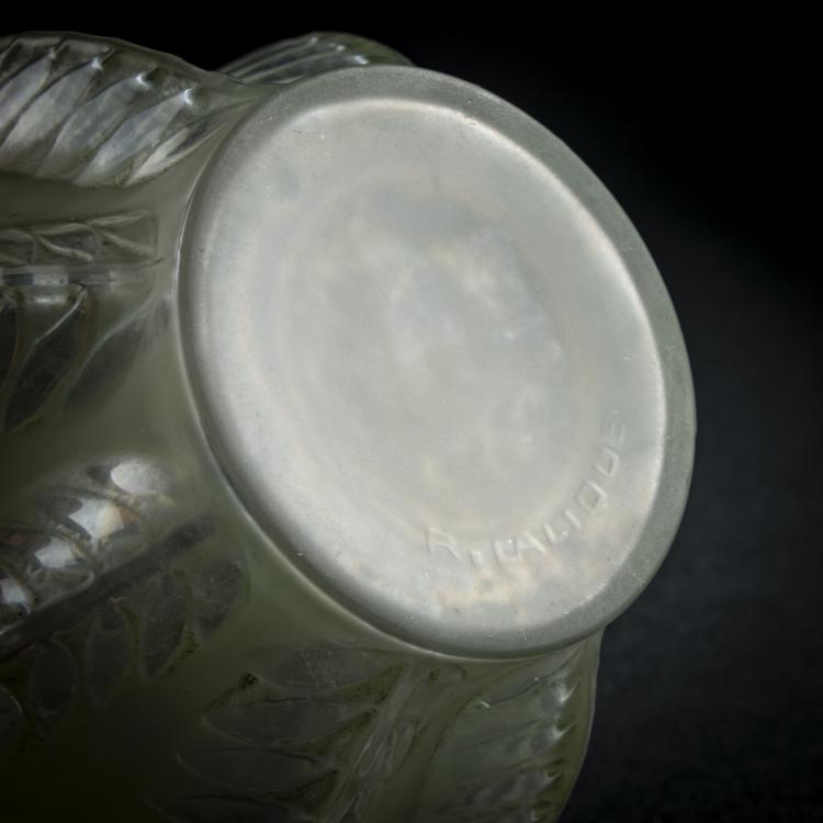 Bild 2 zu Objekt, Vase 'Malines', 1924, Ren&eacute; Lalique, Lalique, Wingen-sur-Moder, 176C 432