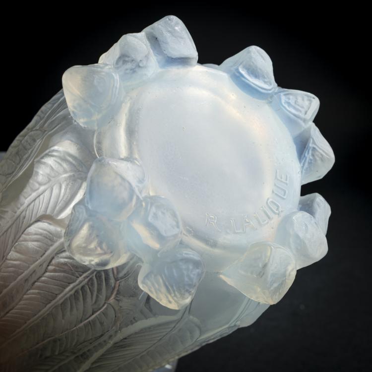 Bild 2 zu Objekt, Vase 'Eucalyptus', 1925, Ren&eacute; Lalique, Lalique, Wingen-sur-Moder, 176C 434