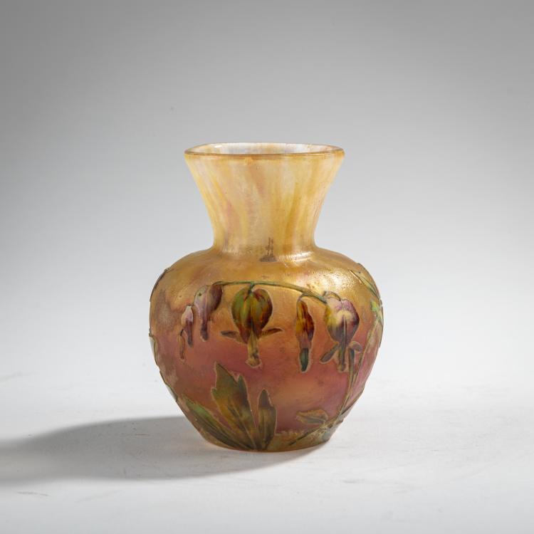 Bild 1 zu Objekt, Miniature vase 'Coeur de Jeanette', c. 1910, Daum Fr&egrave;res, Nancy, 176C 383