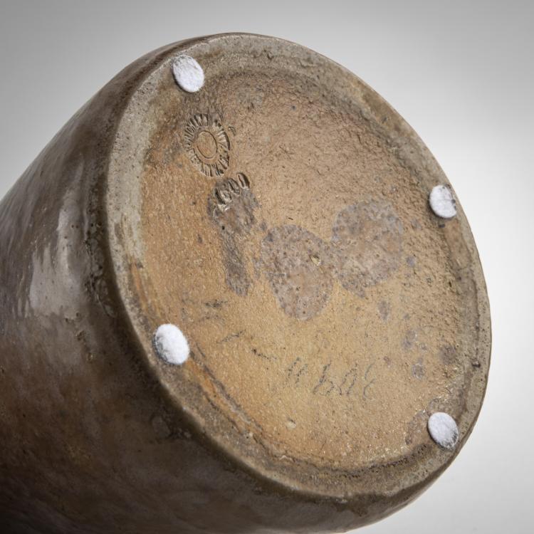 Bild 2 zu Objekt, Vase with handles with Masks, 1904-08, Ernst Barlach, Mutz, Richard, Berlin, 176C 652