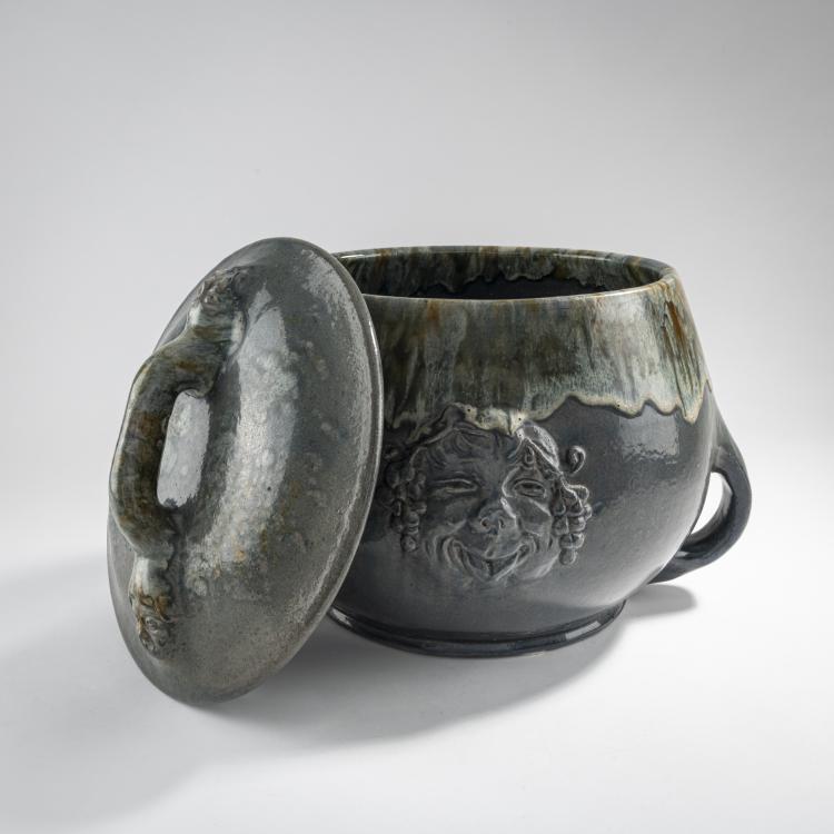 Bild 1 zu Objekt, Punch with Bacchus Heads, 1904-08, Ernst Barlach, Mutz, Richard, Berlin, 176C 653