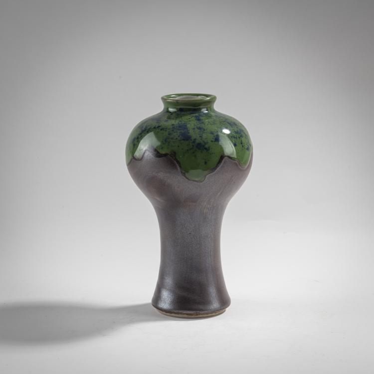 Hauptbild zu Objekt, Bulbous Vase, c. 1900, Jakob Julius Scharvogel, Scharvogel, M&uuml;nchen, 176C 664