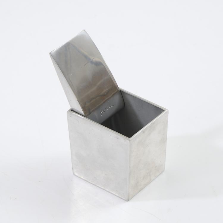 Bild 3 zu Objekt, Aschenbecher 'Ray Hollis', 1986, Philippe Starck, XO, Brie-Comte-Robert, 176B 232