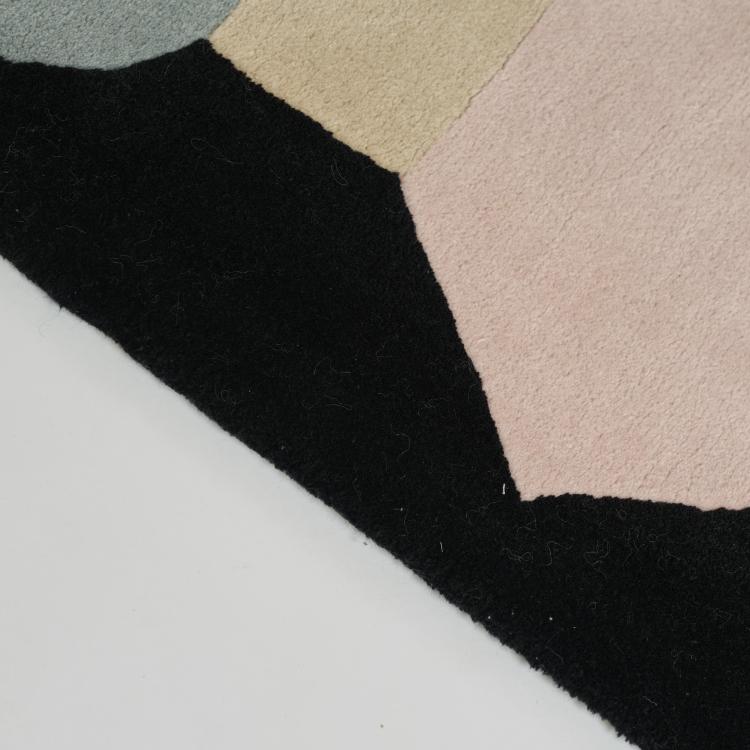 Bild 2 zu Objekt, 'Sottsass 1' runner, c. 1983, Ettore Sottsass, Design Gallery, Mailand, 176B 238